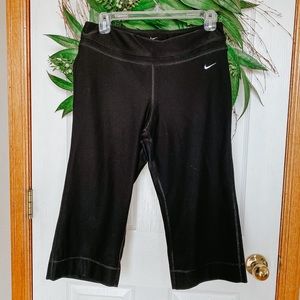 Nike Dri-Fit Active Crops